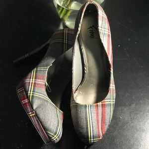 ‘Plaid’ heels